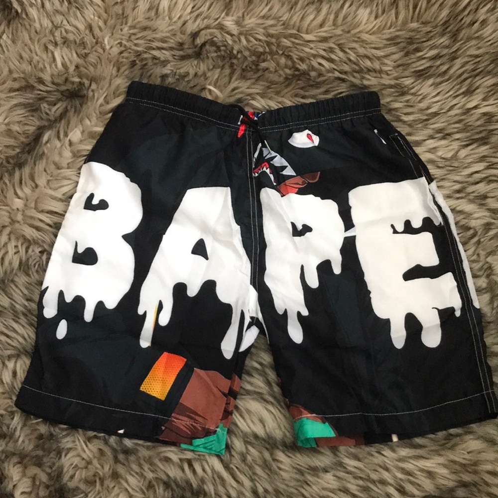 Men swimming trunks size small